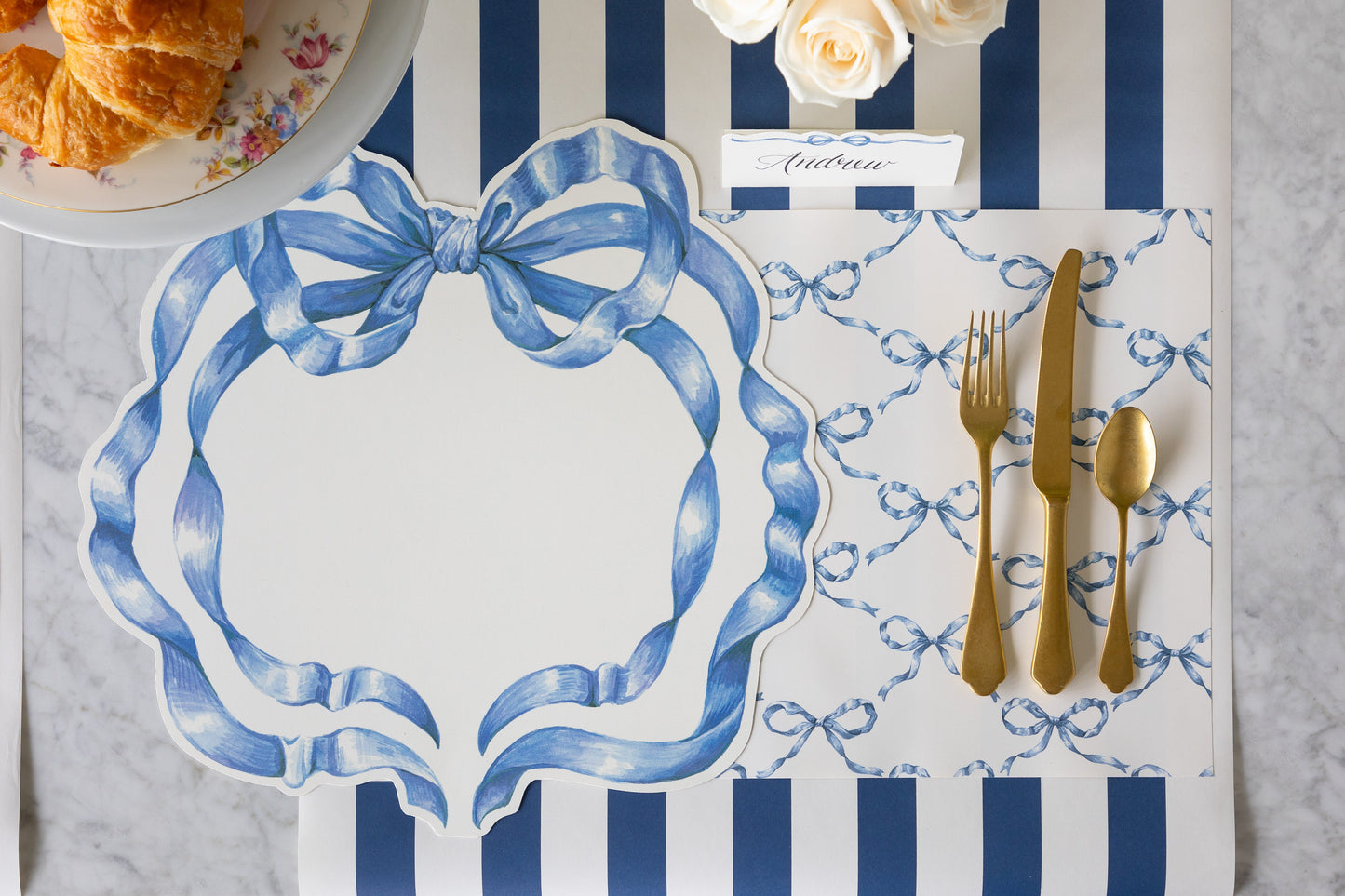 Die-cut Heirloom Blue Bow Placemat