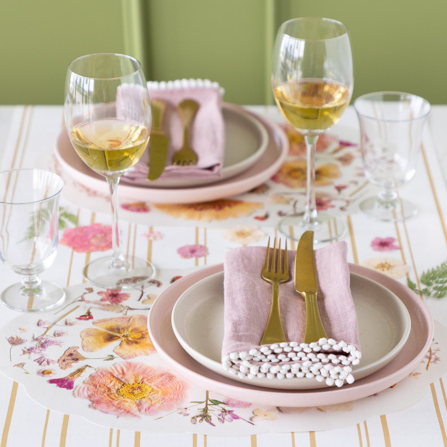 Die-cut Blush Petals Placemat