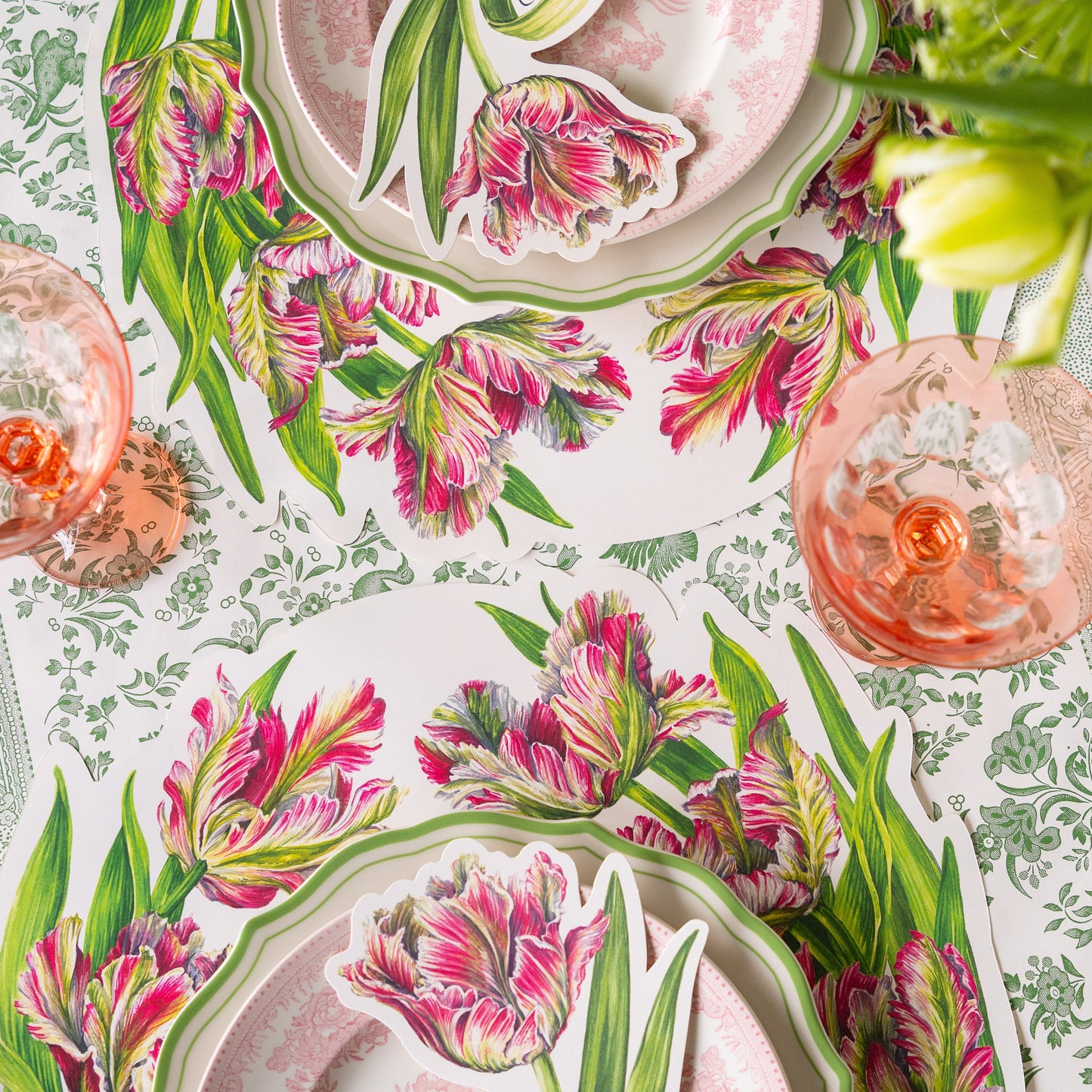 Die-cut Parrot Tulip Placemat