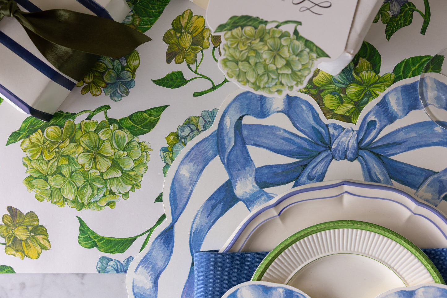 Die-cut Heirloom Blue Bow Placemat